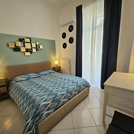 Apartment Flower 11 Bari