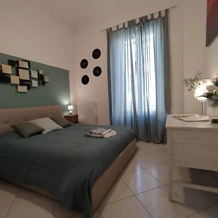 Flower 11 Apartment Bari